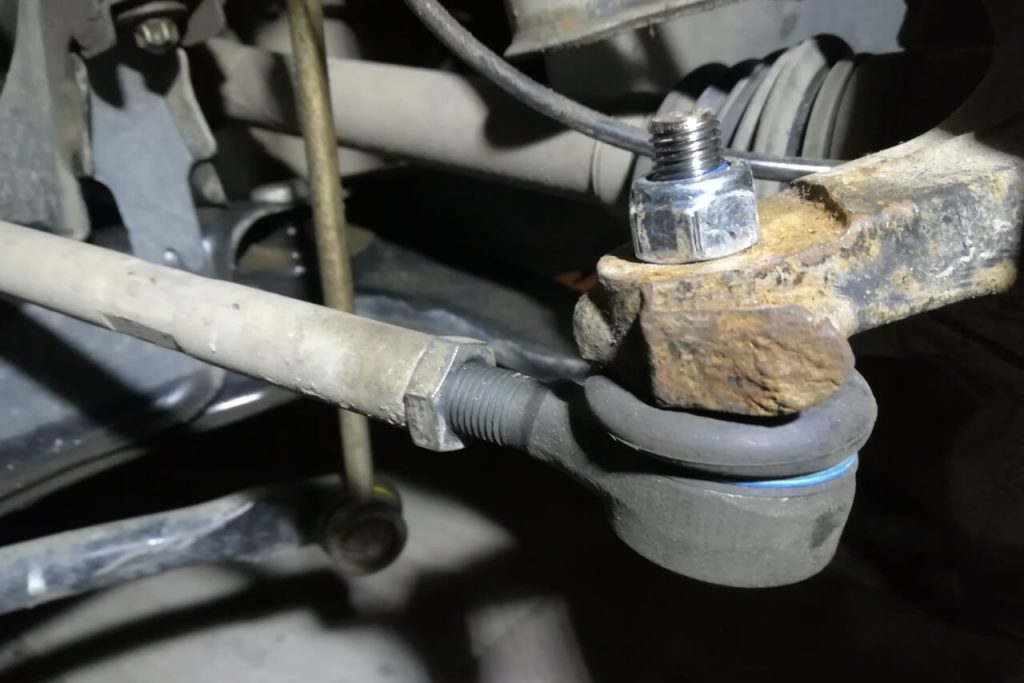 zamena_rulevih_nakonechnikov_3